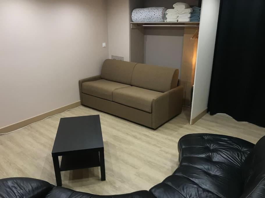Paisible Logement Tout Equipe Pour 1 A 6 Personnes Ebersheim Extérieur photo