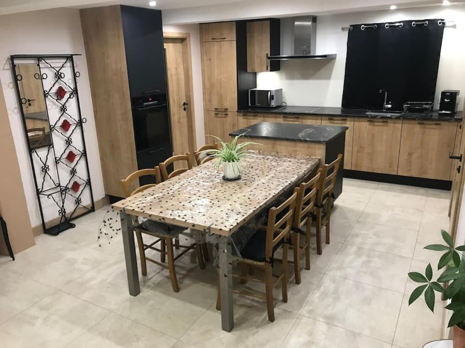 Paisible Logement Tout Equipe Pour 1 A 6 Personnes Ebersheim Extérieur photo