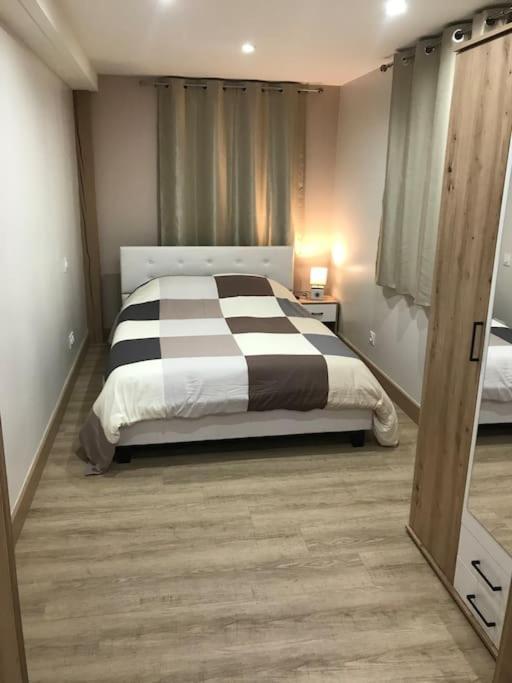 Paisible Logement Tout Equipe Pour 1 A 6 Personnes Ebersheim Extérieur photo